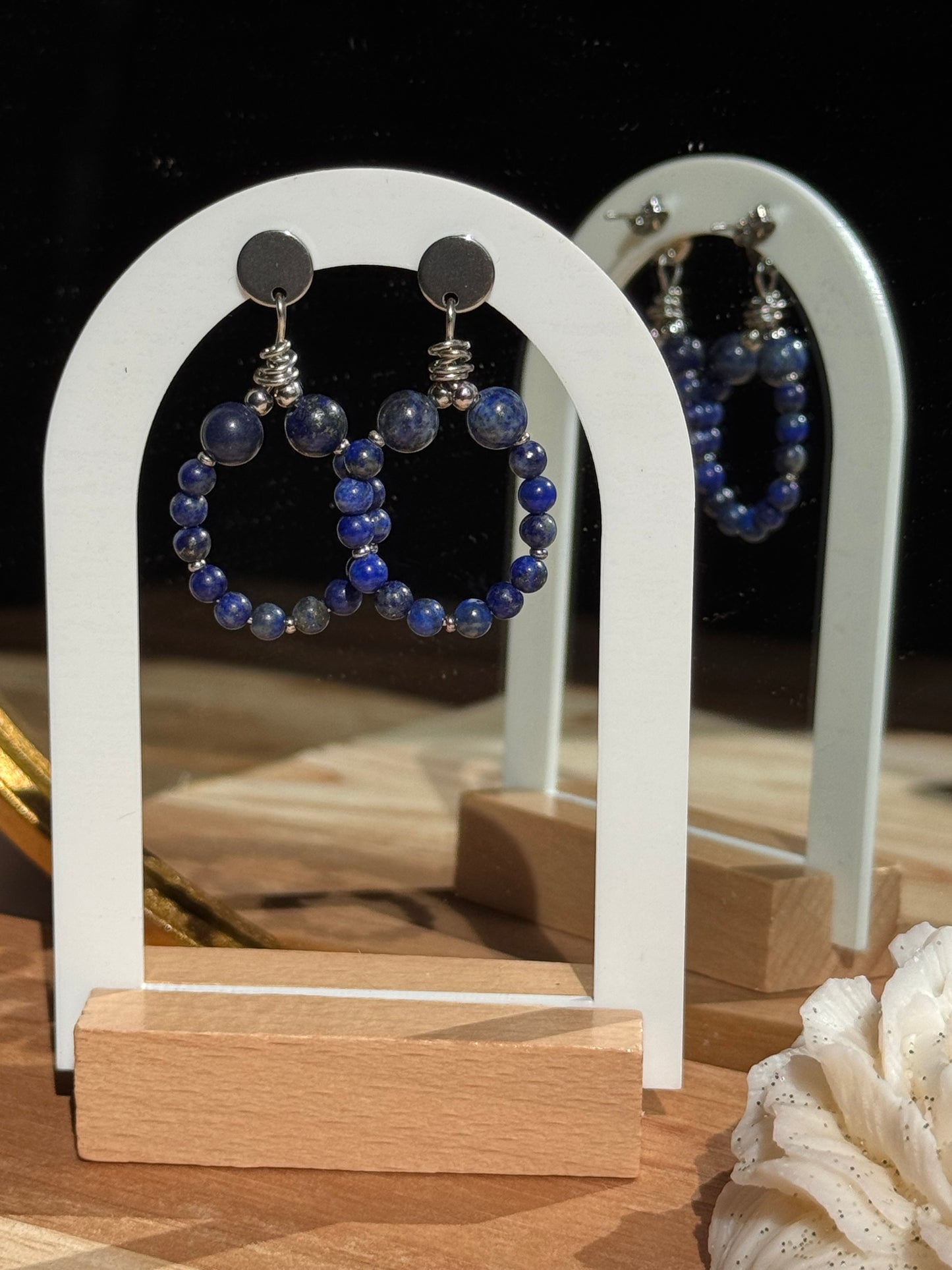 147. Azura - Boucles d'oreilles pendantes en acier inoxydable argenté perles naturelles Lapis Lazuli