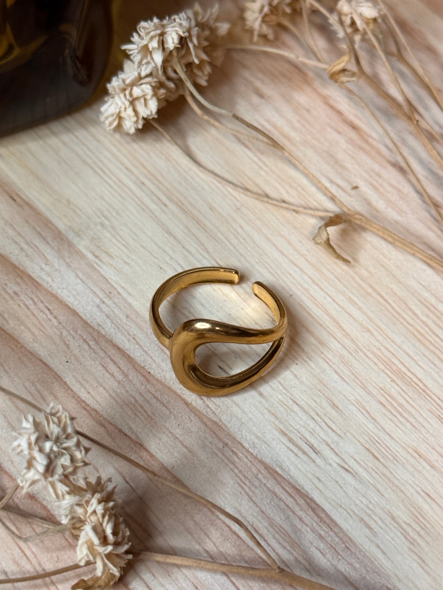 63. Délia - bague ajustable - Élégance fluide forme goutte d’eau
