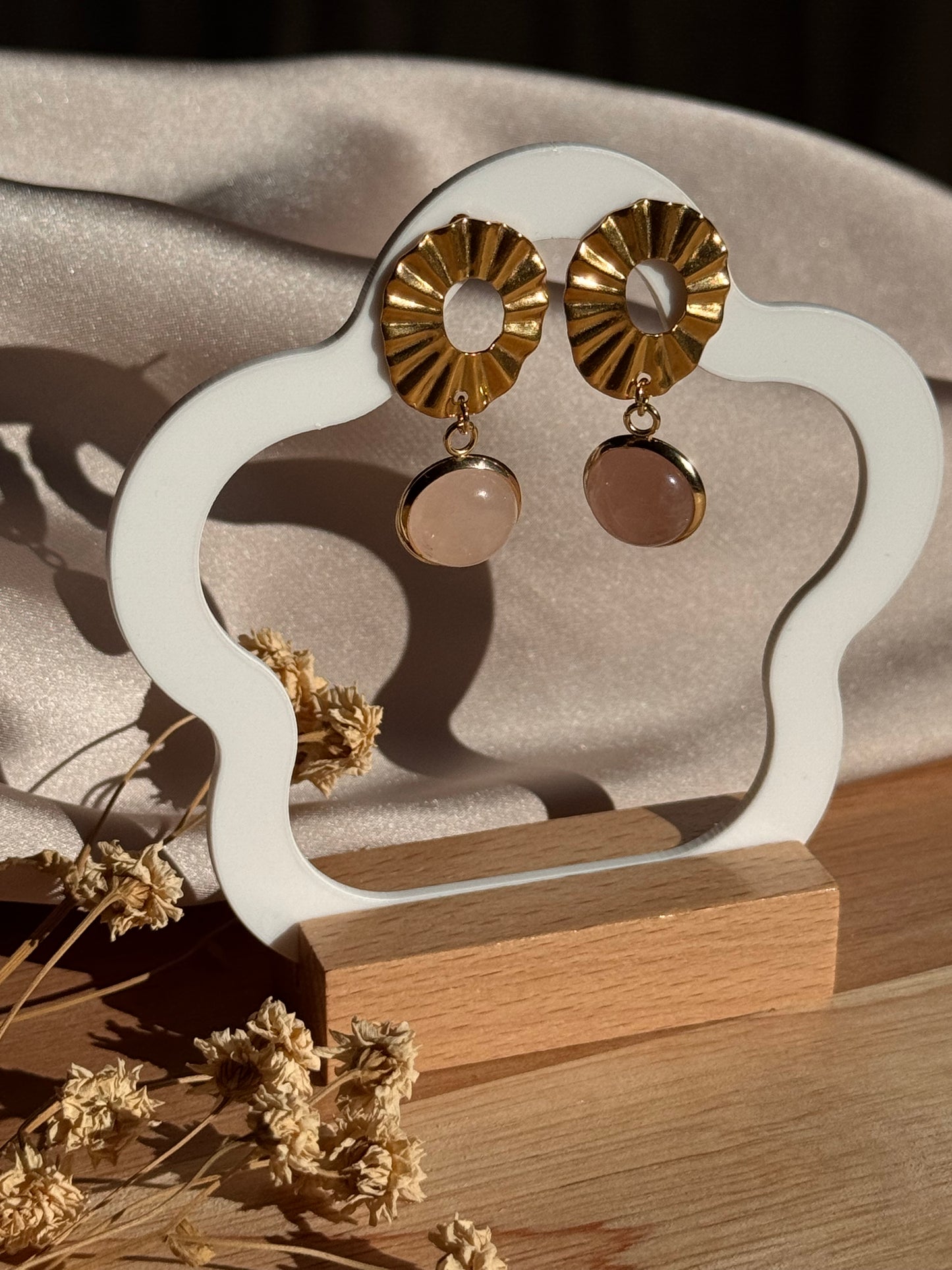 68. Boucles d'Oreilles Pendantes en Acier Inoxydable Doré - Quartz Rose