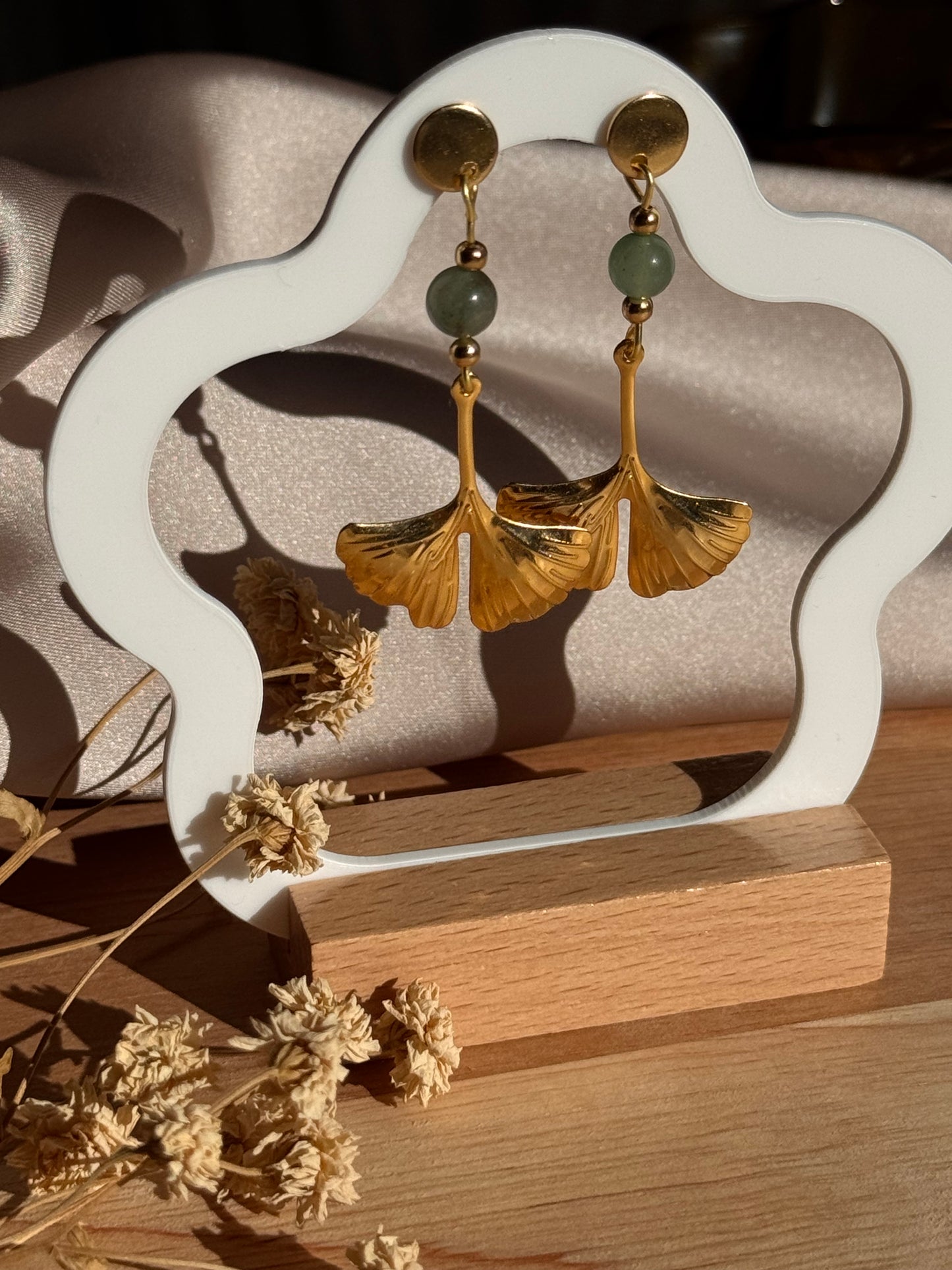 69. Ginkgora - Boucles d'Oreilles Pendantes en Acier Inoxydable - Perle d'Aventurine et Feuille de Ginkgo
