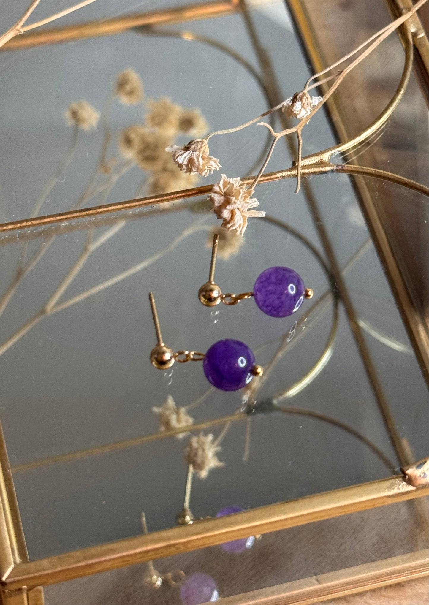56. Boucles d'Oreilles Pendantes en Acier Inoxydable Doré avec Perle d'Améthyste