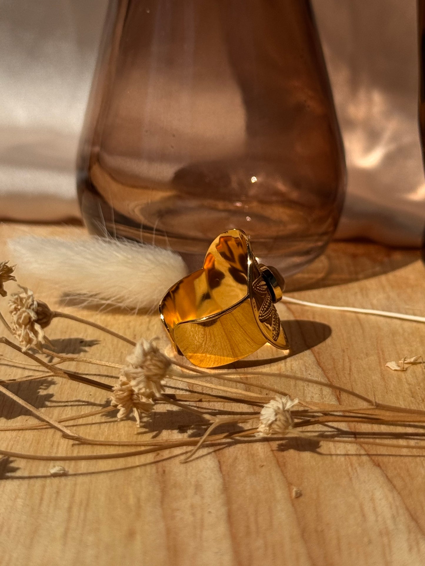 Bague "Soleil Améthyste" – Acier inoxydable doré & pierre violette
