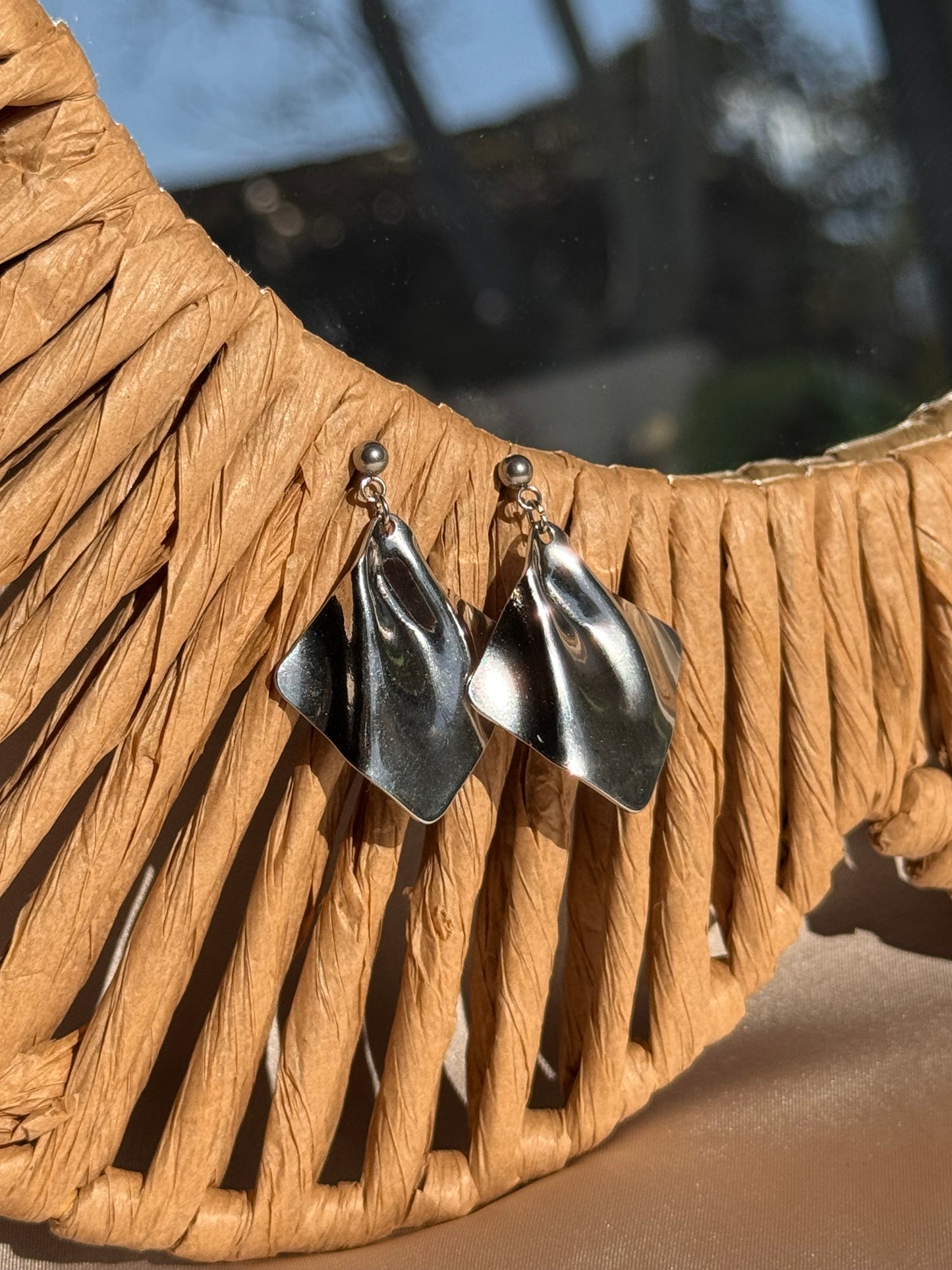 92. Boucles d'Oreilles Pendantes en Acier Inoxydable - Losange relief