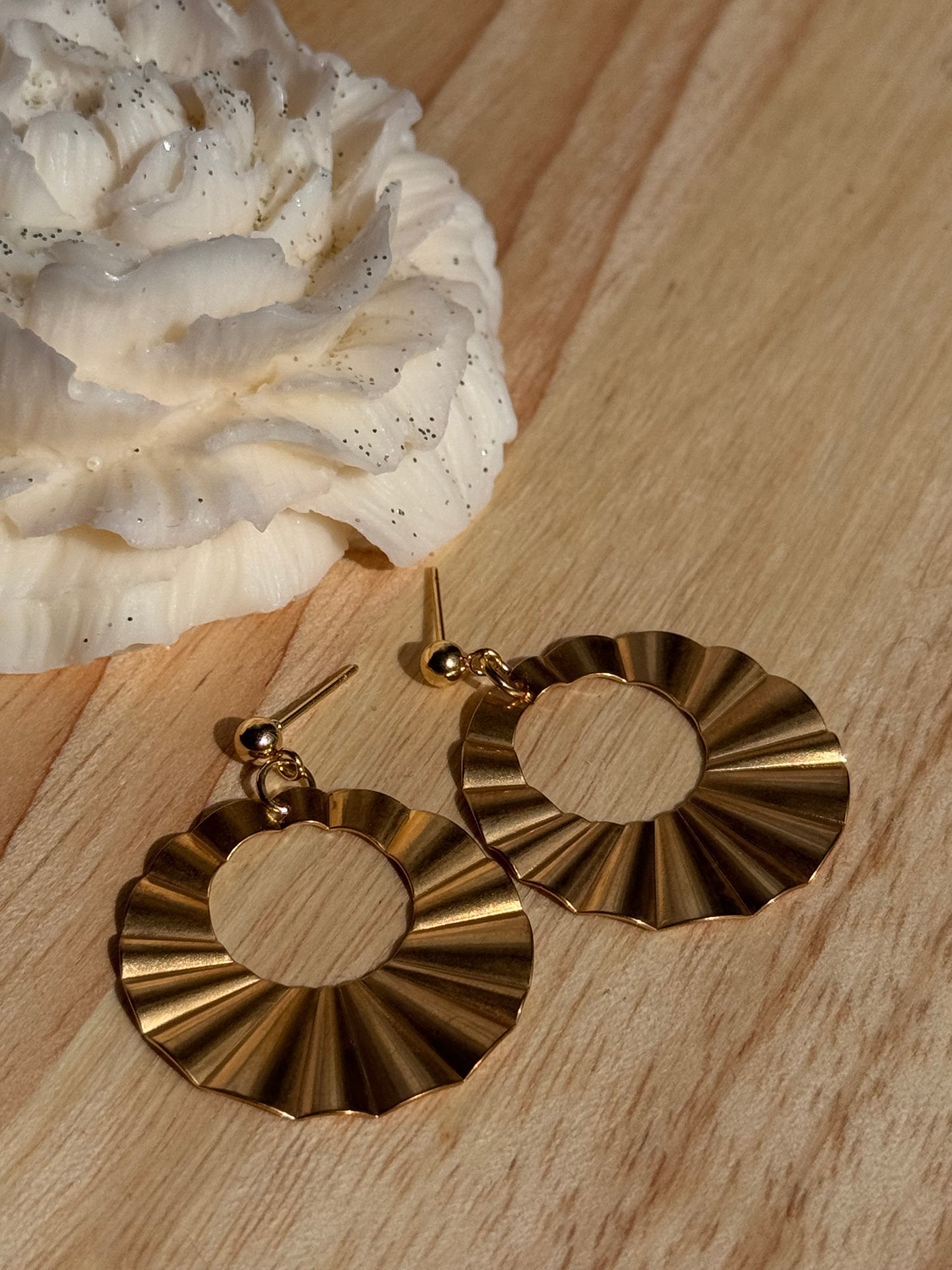 107.  Boucles d'Oreilles Pendantes en Acier Inoxydable Doré -