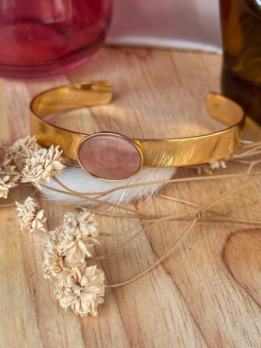 Bracelet jonc en acier inoxydable doré et nacre rosé – Élégance intemporelle
